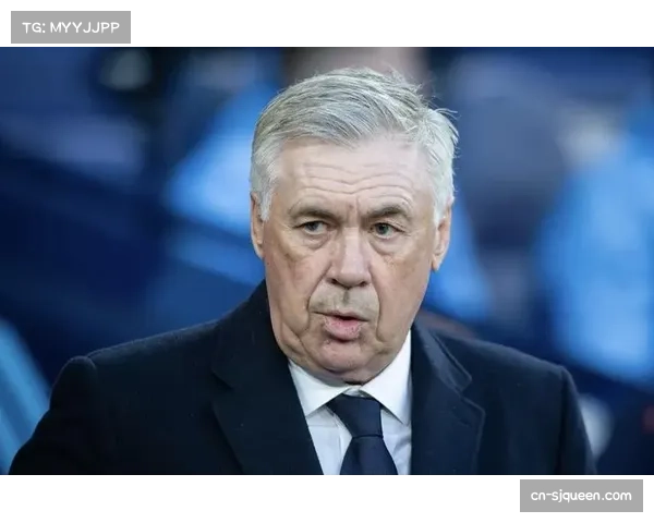 赛后混合采访区，瓜迪洛拉与安切洛蒂长达两分钟的耳语交流